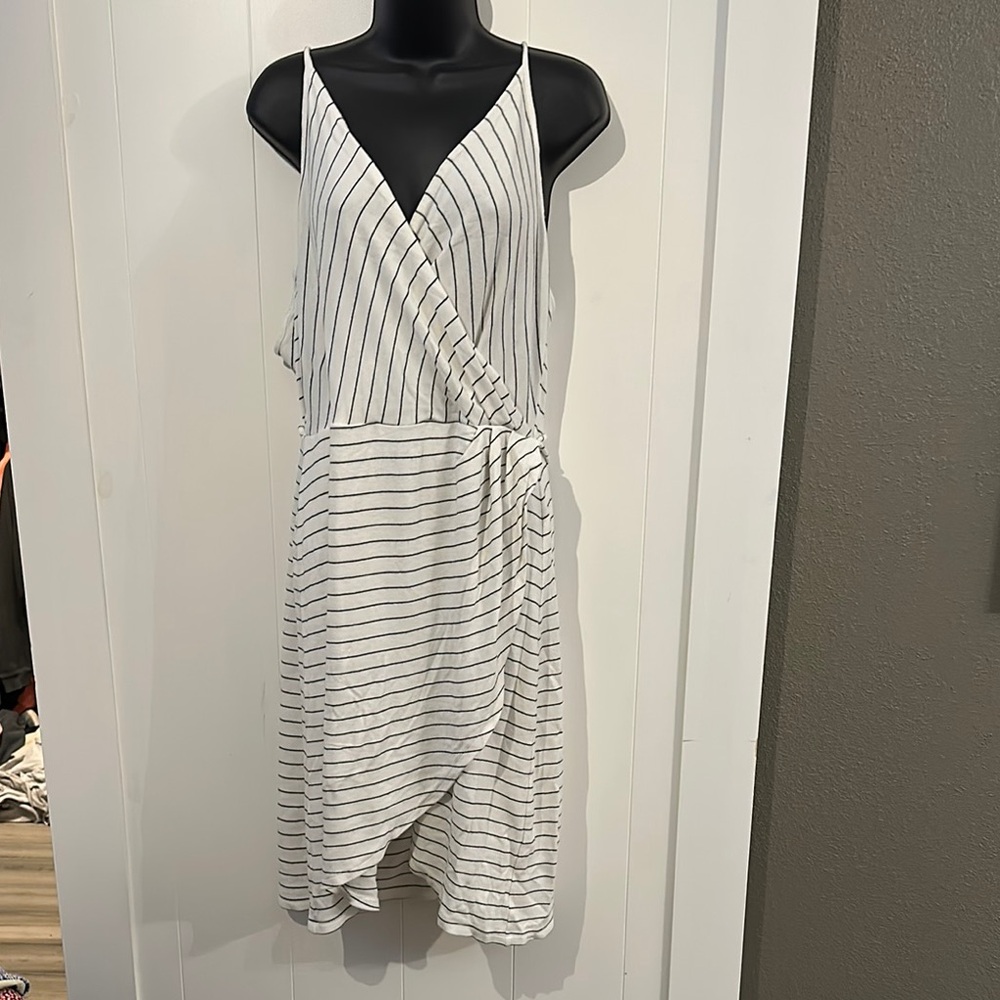 Market & Spruce Asymmetrical Striped Dress in White and Black